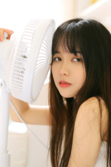 色小姐电影